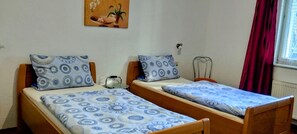 2 bedrooms, free WiFi, bed sheets