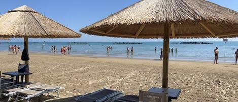 Beach nearby, beach towels