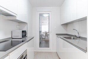 Microwave, oven, dishwasher