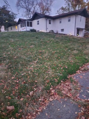 Exterior detail - Beautiful 3-bd Country Smart Home with Private surroundings in Steubenville (Steubenville)
