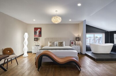 The Passion Lux Airport Hotel Apartment