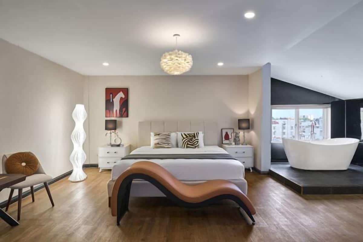 Egyptian cotton sheets, premium bedding, desk, laptop workspace