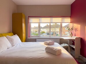 Deluxe dubbelrum - eget badrum (first Floor) | Gratis wi-fi