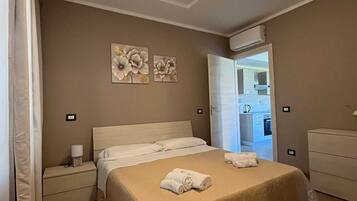 2 chambres, Wi-Fi gratuit, draps fournis