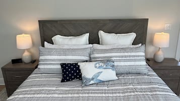 4 bedrooms, iron/ironing board, travel crib, free WiFi