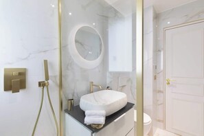 Dusche, Haartrockner