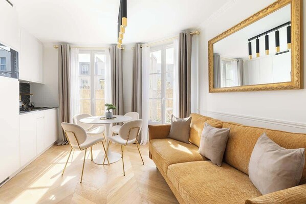 Fernseher, Arbeitsbereiche