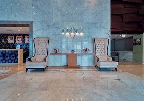 Lobby - Cozy Studio Hideaway in Luxe Business Bay w/ views (Dubai)