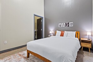 2 bedrooms, iron/ironing board, travel crib, free WiFi