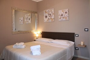 1 bedroom, bed sheets