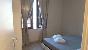 2 bedrooms, bed sheets - 12. Apartment (Signa)