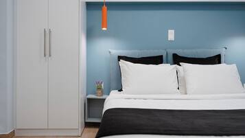 2 bedrooms, desk, iron/ironing board, free WiFi