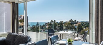 Modern and luxurious Villa with Private Pool and Sea Views for 8-10 ppl