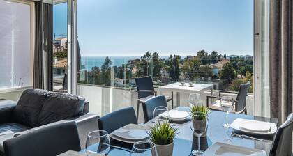 Modern and luxurious Villa with Private Pool and Sea Views for 8-10 ppl