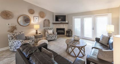 One Bedroom Marina View Condo