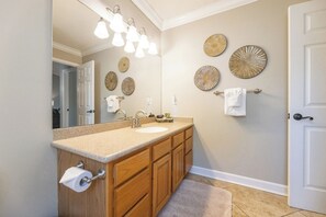 Hair dryer, towels