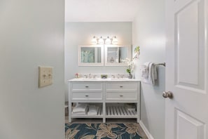 Hair dryer, towels