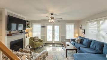 TV, fireplace, DVD player