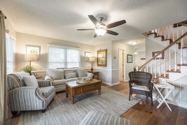TV, fireplace, DVD player