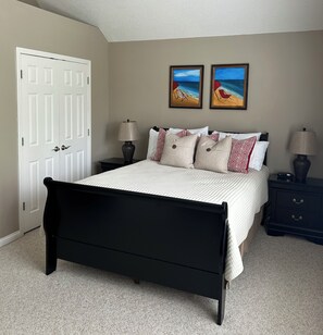 3 chambres, fer et planche à repasser, Wi-Fi gratuit, draps fournis