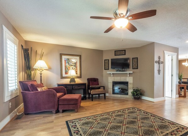 TV, fireplace, DVD player