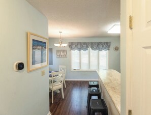Interior - Three Bedroom Hurst Heaven Condo (Grand Rivers)