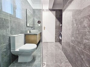 Shower, towels, soap, shampoo