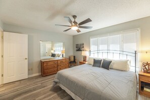 2 Schlafzimmer, Bügeleisen/Bügelbrett, Internetzugang, Bettwäsche