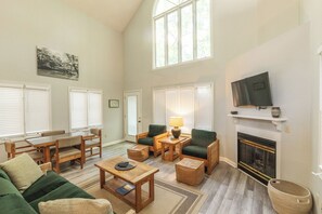 TV, fireplace, DVD player