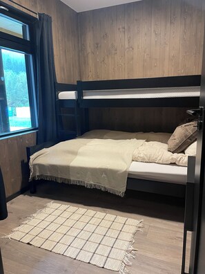 3 habitaciones, wifi y ropa de cama 