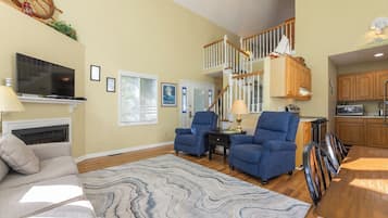 TV, fireplace, DVD player