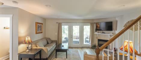 TV, fireplace, DVD player