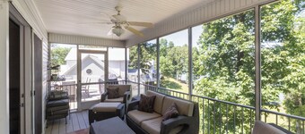 Four Bedroom Yacht Condo