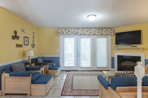 TV, fireplace, DVD player