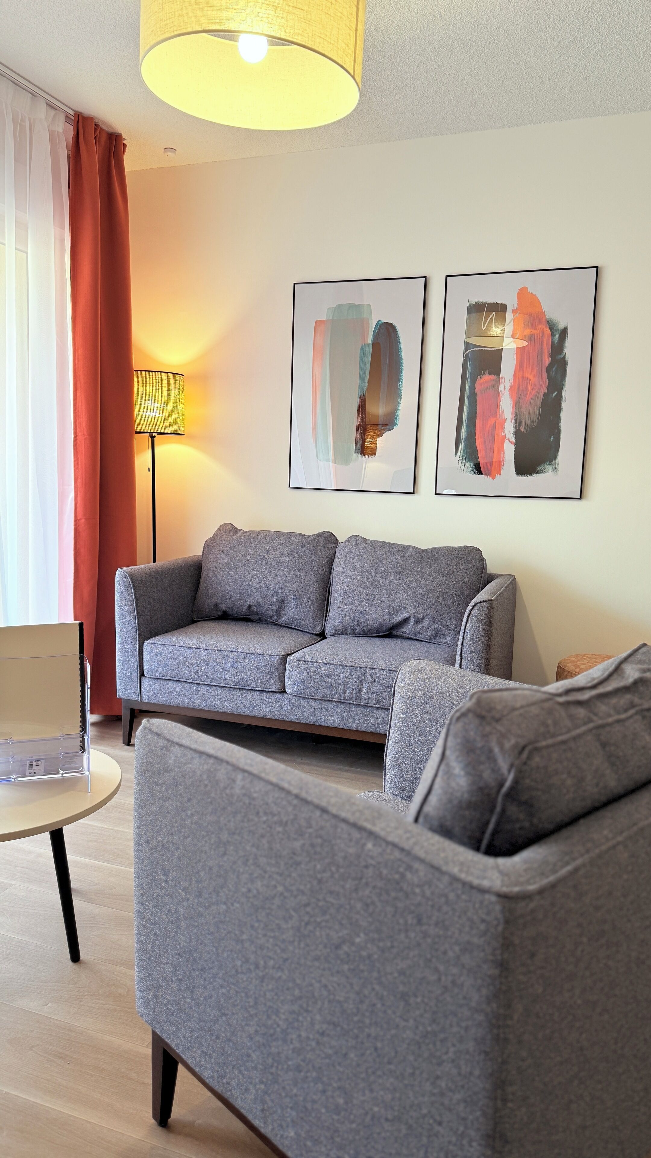 Departamento, con acceso para personas discapacitadas, baño en la habitación (T2) | Área de sala de estar