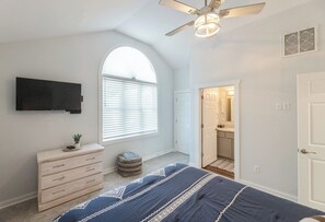 4 chambres, fer et planche à repasser, accès Internet, draps fournis