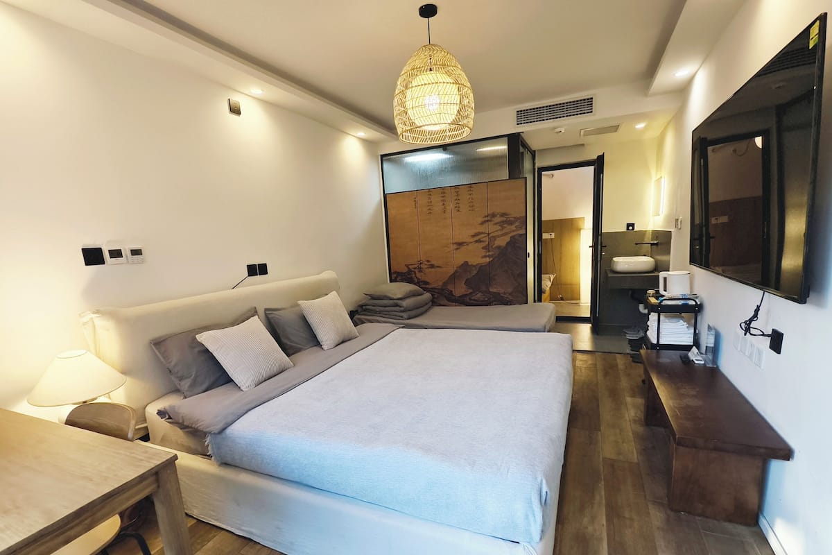 Quadruple Room, Multiple Beds | Free WiFi, bed sheets