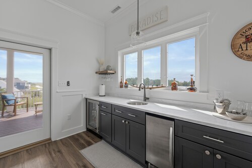 1903 S Bayshore - "Bourbon At Seven"