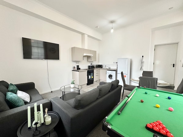 Apartment | Living area