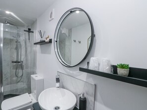 คอทเทจ | ห้องน้ำ | ฝักบัว