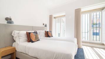 Classic Double Room | Desk, laptop workspace, iron/ironing board, free WiFi