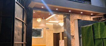 HOTEL AASI INN