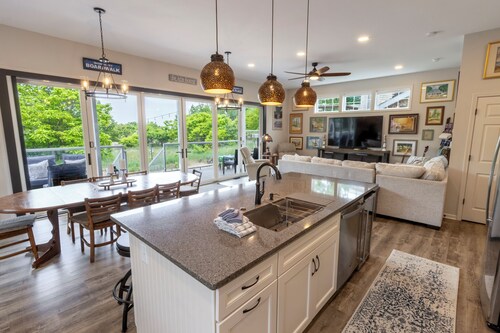 Beachfront Lake Michigan Stunner w/8 bedrooms