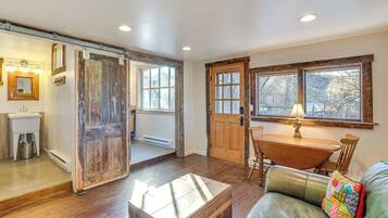 Rumah (1 Bedroom) | Interior