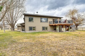 Interior - Fish, Boat & Unwind: Spacious Missoula Gem w/ Deck (Missoula)