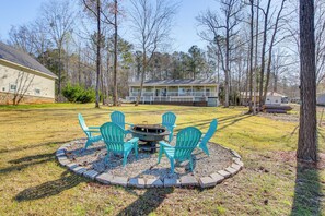 Interior - Private Dock, Fire Pit: Lake Murray Family Escape! (Leesville)