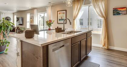 Beautiful Home w/ Bonus Room & Prime Location!
