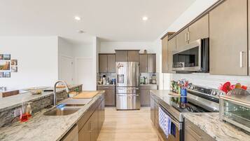 Apartemen (3 Bedrooms) | Interior