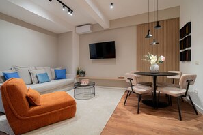 Apartment | 2 bedrooms, Internet - Modern Spacious 2BR Steps to Cismigiu Gardens (Bucharest)