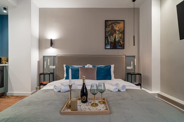 1 bedroom - Urban Chic Studios Near Cismigiu & Calea Victoriei (Bucharest)